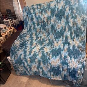 Cozy Home Bedding/Throw Blanket